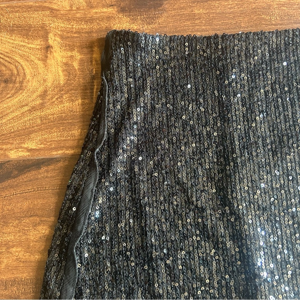Glittering Black Mini Skirt - Promesa - Picture 4 of 7